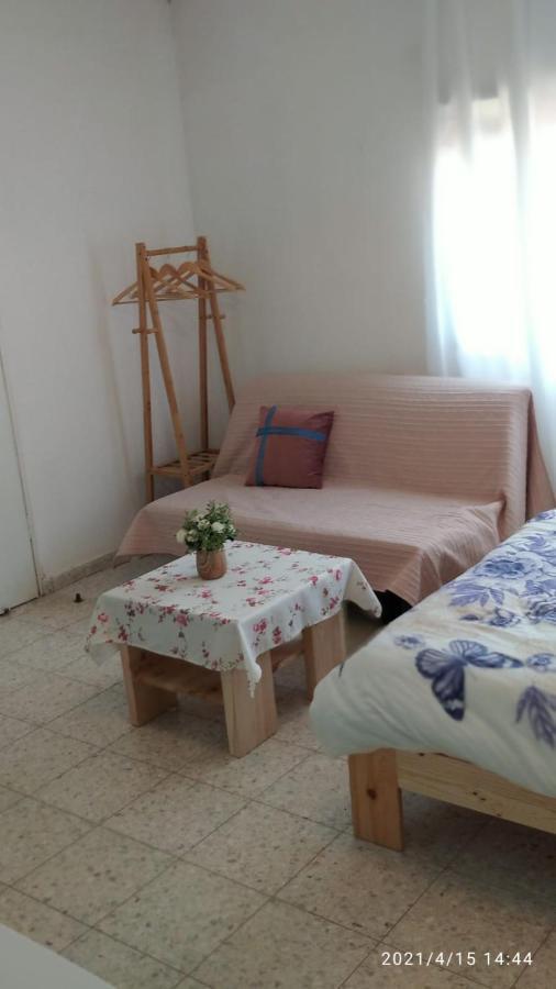 Jordan Valley One Room Apartment Menaẖemya Dış mekan fotoğraf