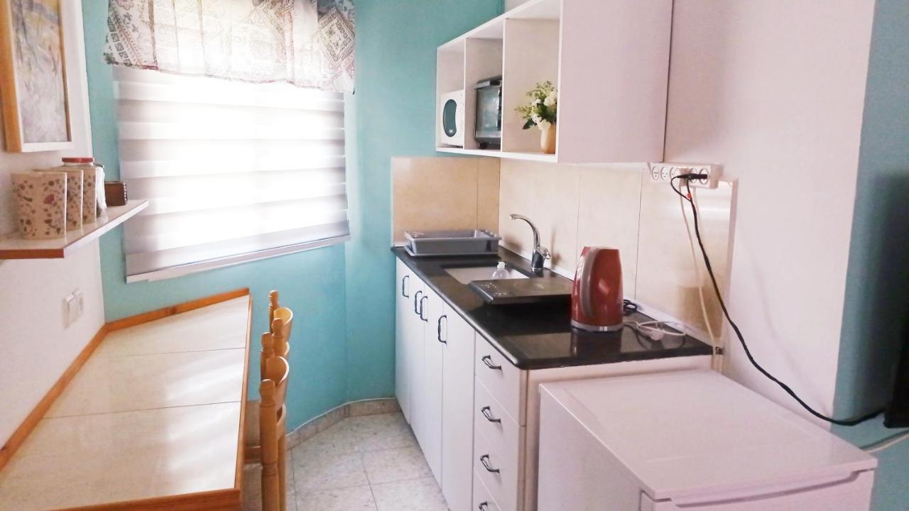 Jordan Valley One Room Apartment Menaẖemya Dış mekan fotoğraf